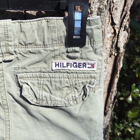 Tommy Hilfiger Light Olive Green Khaki Cargo Shorts Yacht Club Adjustable 5 - Picture 6 of 16